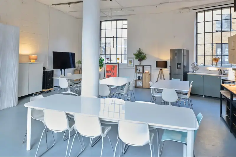 Canalside Studios in Angel